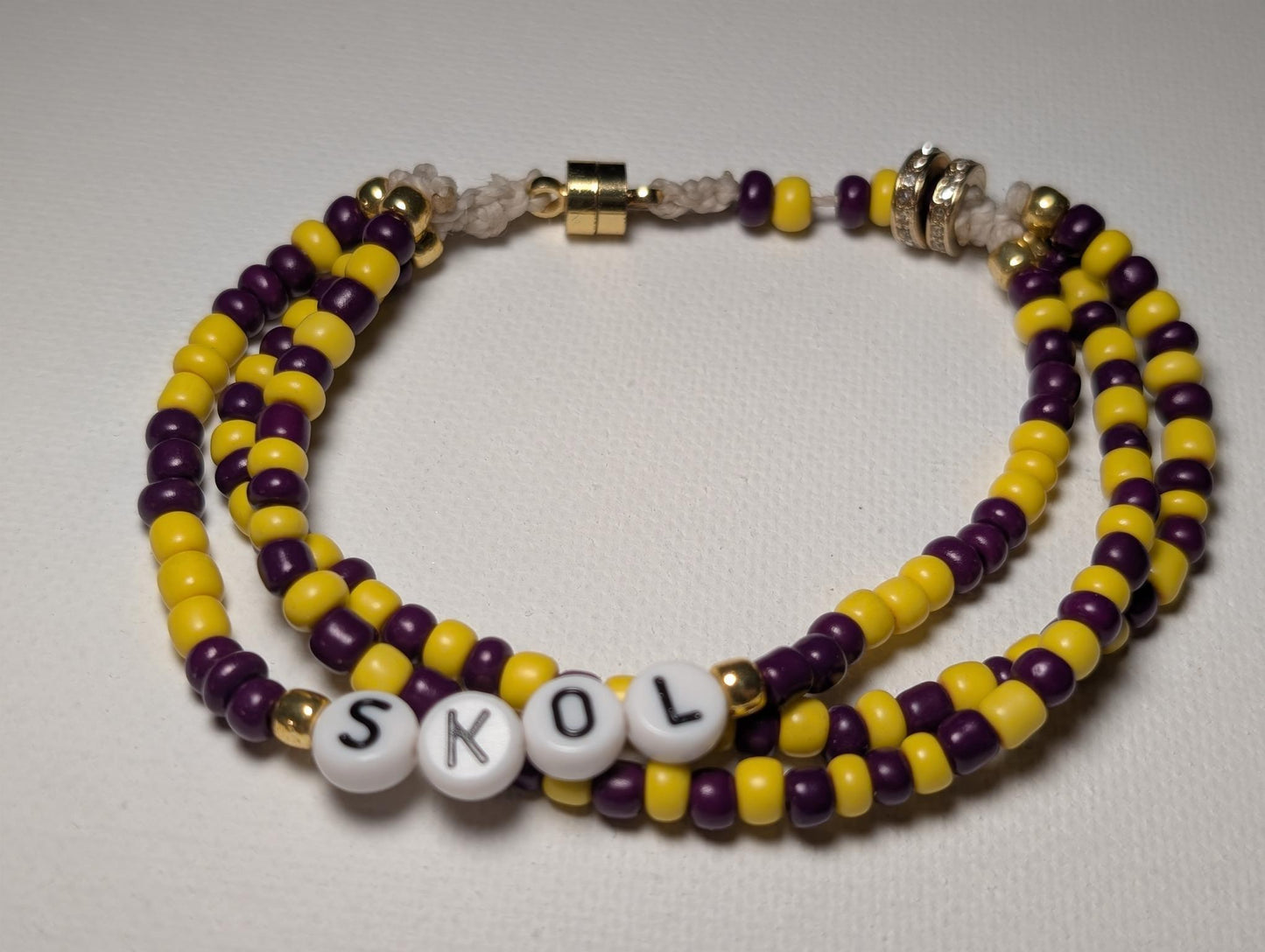Bracelet - NFL Beaded Bracelet and earrings: Football fan jewelry - MN Vikings SKOL and Green Bay Packers
